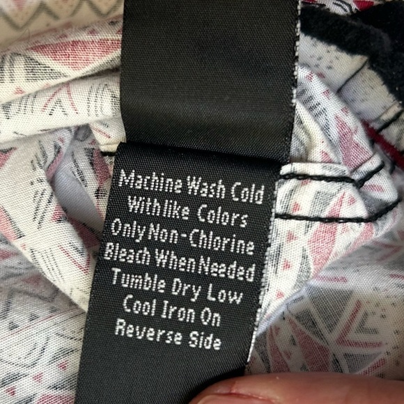 Tranquility Mayhem Mens Roll Tab Long Sleeve Graphic Button Down Shirt SZ M - Picture 16 of 16